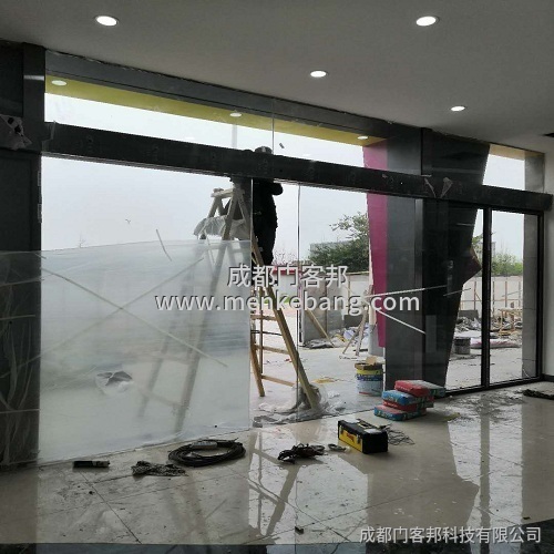 成都辦公大樓進(jìn)出感應(yīng)門(mén)案例