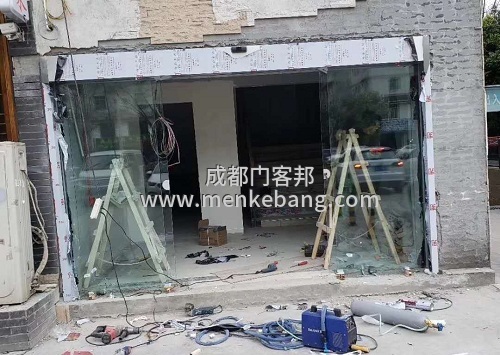 雙流無人酒店感應(yīng)門安裝現(xiàn)場 雙流無人酒店感應(yīng)門安裝現(xiàn)場