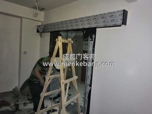 4成都辦公室門禁玻璃門案例,公司自動(dòng)門案例,寫字樓辦公感應(yīng)門案例 4成都辦公室門禁玻璃門案例,公司自動(dòng)門案例,寫字樓辦公感應(yīng)門案例