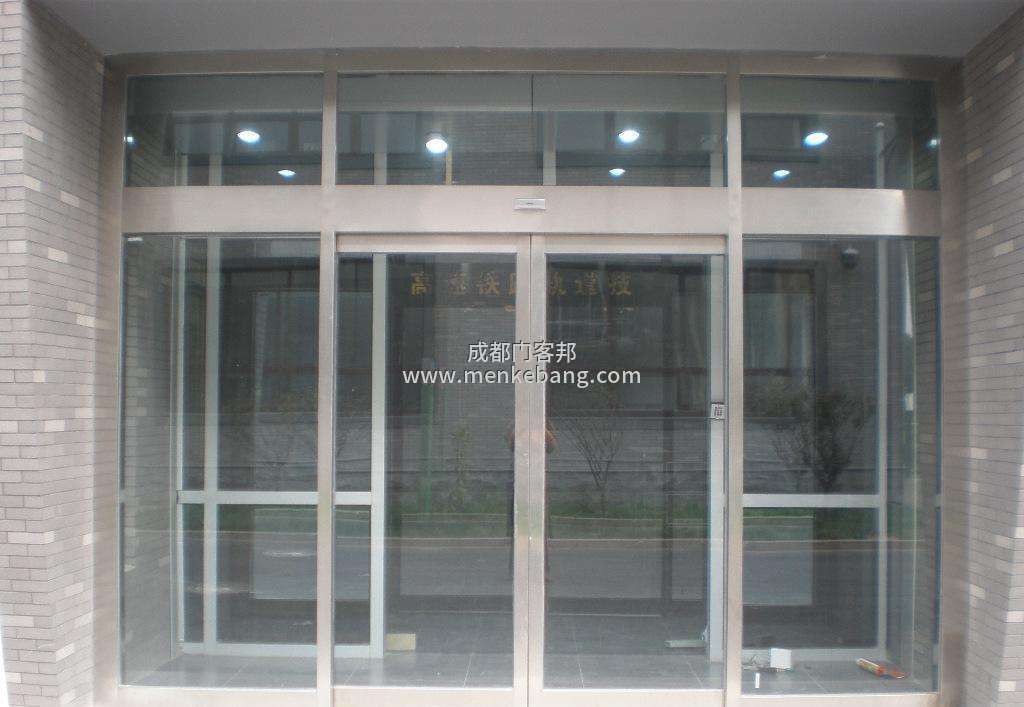 調整感應門的開啟速度 調整感應門的開啟速度