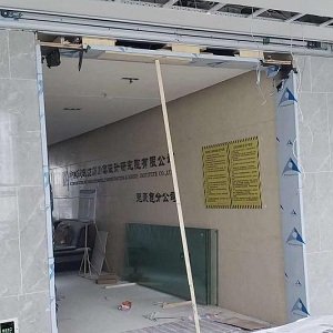 新都區(qū)感應(yīng)門安裝維修案例 新都區(qū)感應(yīng)門安裝維修案例