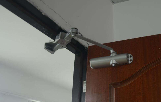 閉門器安裝方法圖解、分類、使用要求及功用【綜述】