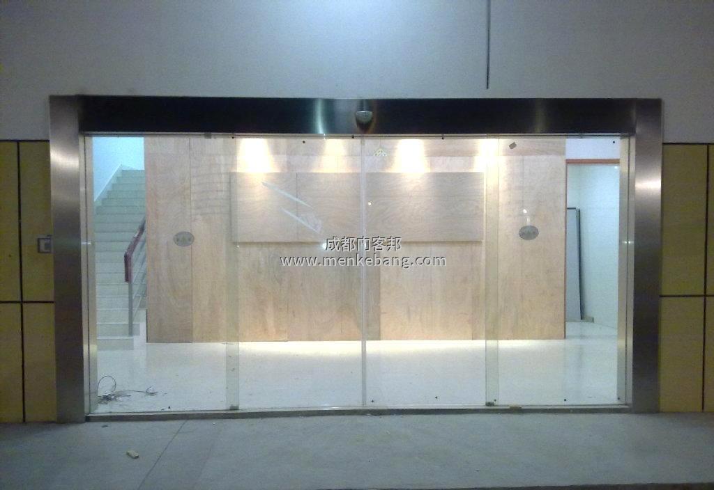 成都感應門加裝門禁,自動門加裝刷卡門禁,自動門加裝指紋門禁,自動門加裝門禁,自動感應門加裝門禁電話 成都感應門加裝門禁,自動門加裝刷卡門禁,自動門加裝指紋門禁,自動門加裝門禁,自動感應門加裝門禁電話